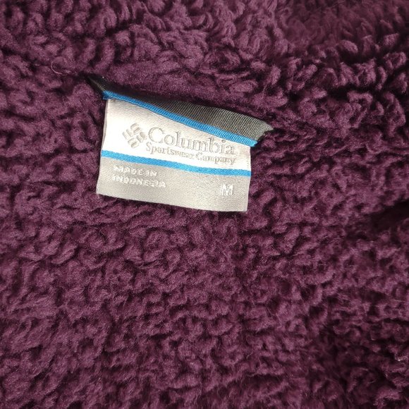 Columbia Burgundy and Black Fluffy Teddy Bear Soft Vest Women Medium Full Zip - Picture 4 of 6